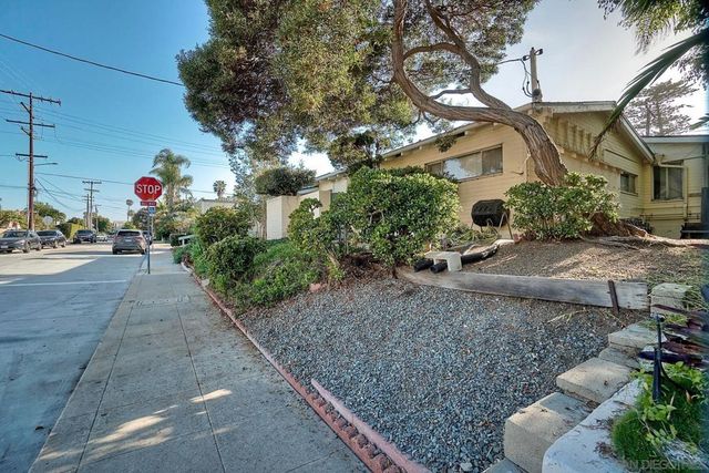 428 Rosemont St, La Jolla, CA 92037