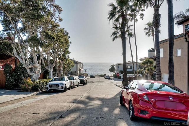 428 Rosemont St, La Jolla, CA 92037