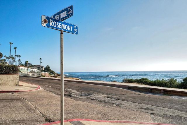 428 Rosemont St, La Jolla, CA 92037