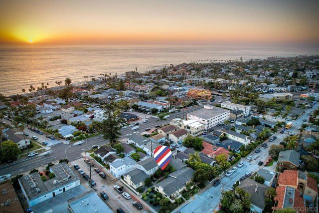 428 Rosemont St, La Jolla, CA 92037