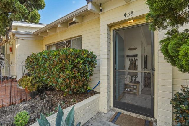 428 Rosemont St, La Jolla, CA 92037