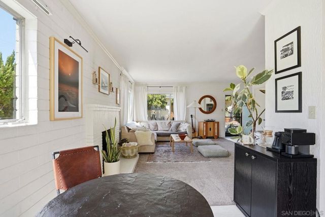 428 Rosemont St, La Jolla, CA 92037