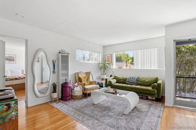 428 Rosemont St, La Jolla, CA 92037