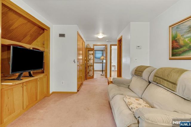 34 Berkeley Avenue, Belleville, NJ 07109