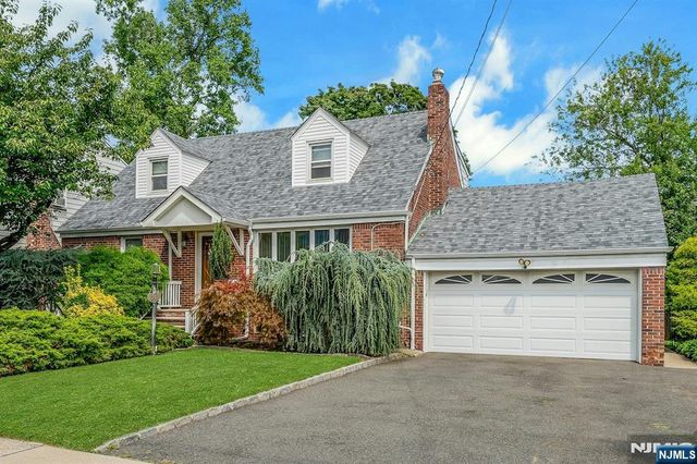 34 Berkeley Avenue, Belleville, NJ 07109
