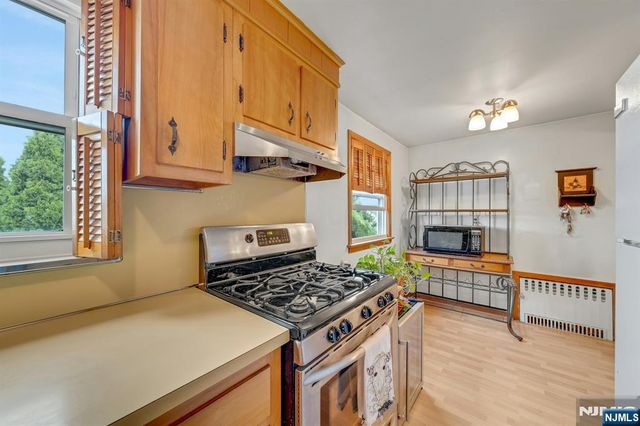 34 Berkeley Avenue, Belleville, NJ 07109