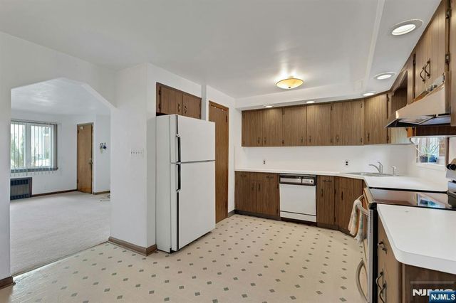 34 Berkeley Avenue, Belleville, NJ 07109