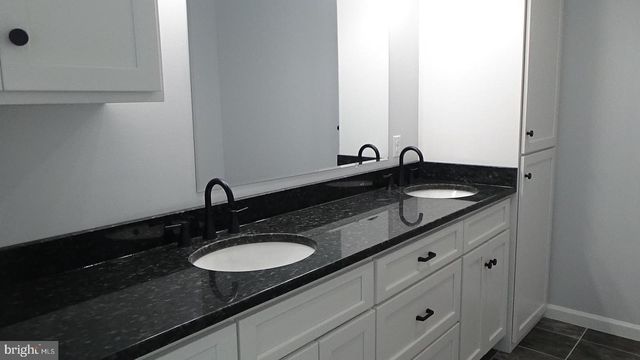 6 KLINE HOLLOW RD, Liverpool, PA 17045
