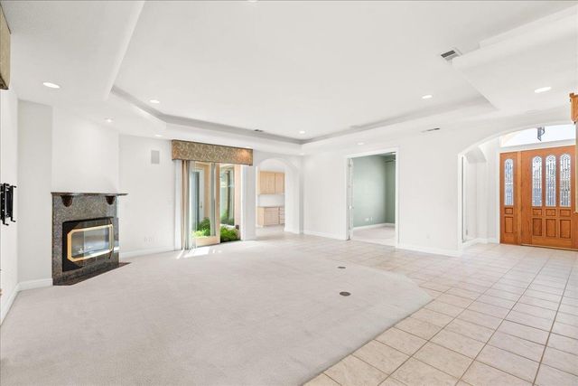 35 River Pointe Cir, Lodi, CA 95240