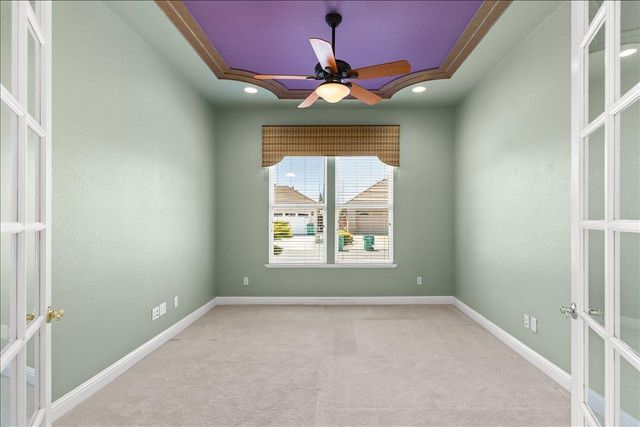 35 River Pointe Cir, Lodi, CA 95240