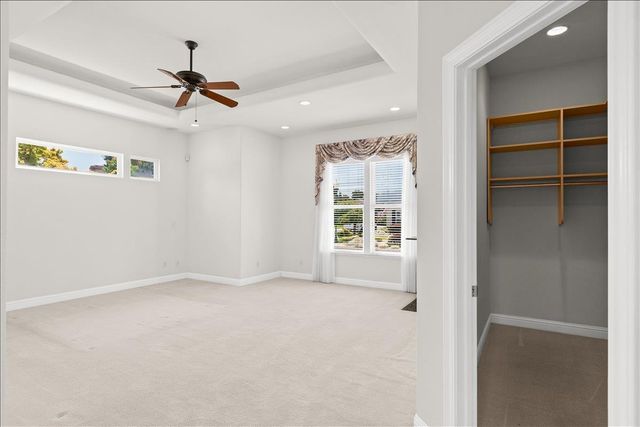 35 River Pointe Cir, Lodi, CA 95240