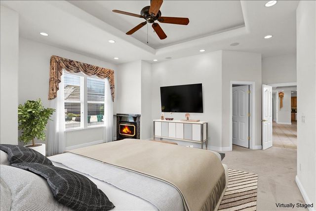 35 River Pointe Cir, Lodi, CA 95240