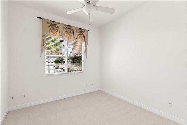 35 River Pointe Cir, Lodi, CA 95240