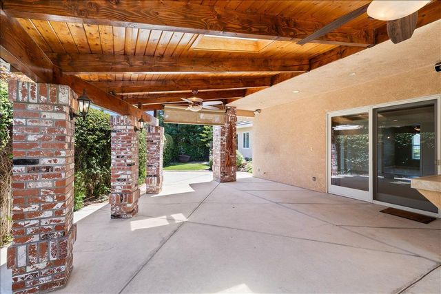 35 River Pointe Cir, Lodi, CA 95240