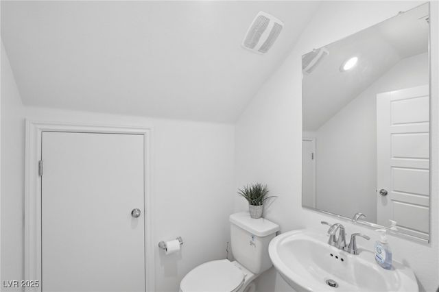 9714 Harper Edge Street, Las Vegas, NV 89143