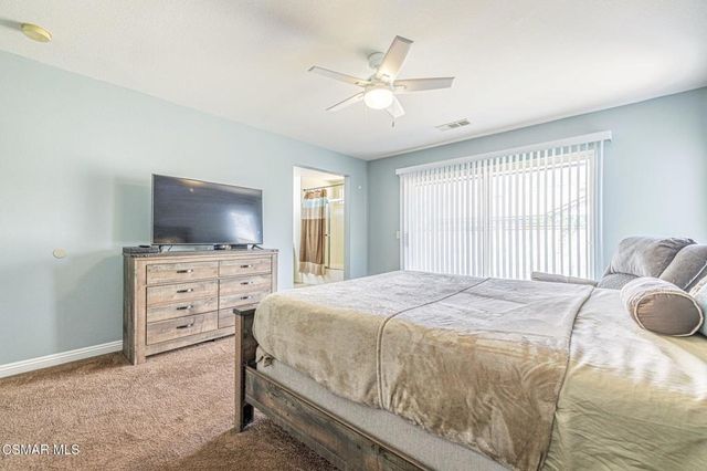 3459 Whisper Sands Avenue, Rosamond, CA 93560