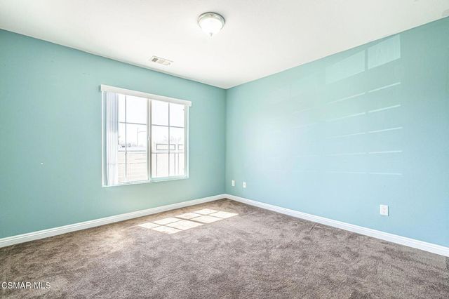 3459 Whisper Sands Avenue, Rosamond, CA 93560