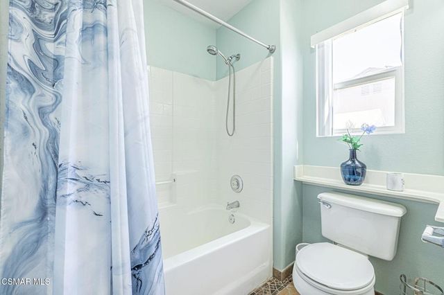 3459 Whisper Sands Avenue, Rosamond, CA 93560