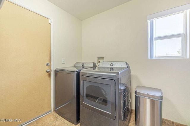 3459 Whisper Sands Avenue, Rosamond, CA 93560