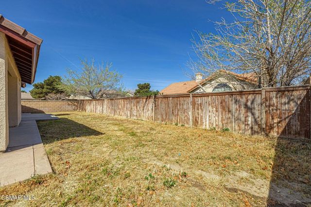 3459 Whisper Sands Avenue, Rosamond, CA 93560