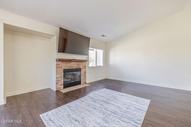 3459 Whisper Sands Avenue, Rosamond, CA 93560