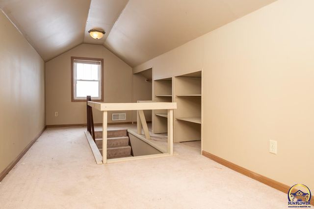 1119 NE Michigan AVE, Topeka, KS 66616