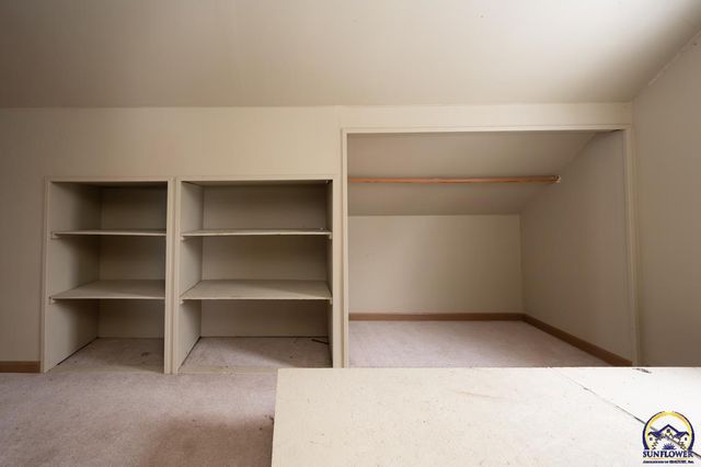 1119 NE Michigan AVE, Topeka, KS 66616