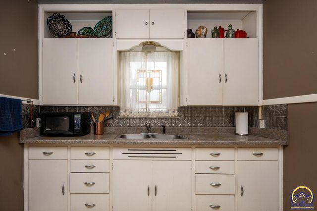 1119 NE Michigan AVE, Topeka, KS 66616