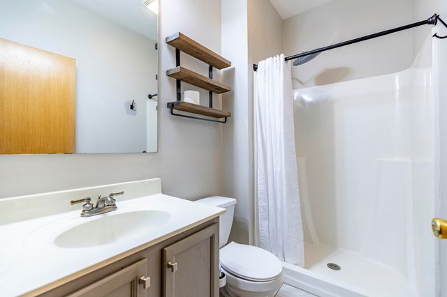 308 S Broad Street 12, Griffith, IN 46319