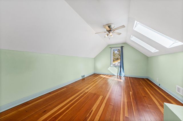 5248 Florida Avenue N, Crystal, MN 55428