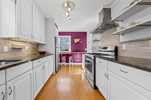 5248 Florida Avenue N, Crystal, MN 55428