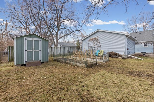 5248 Florida Avenue N, Crystal, MN 55428