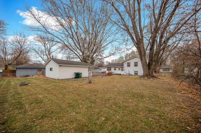 4743 104th Avenue NE, Circle Pines, MN 55014