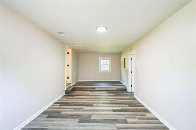 309 Lagrange Street, Grantville, GA 30220