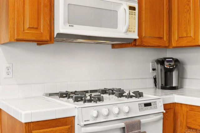 11106 Calgary Way, Valley Center, CA 92082