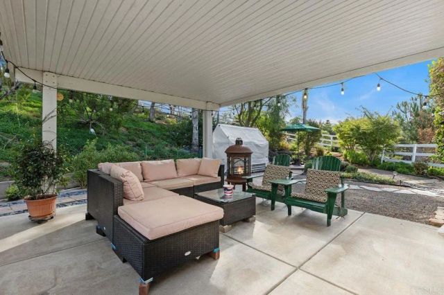 11106 Calgary Way, Valley Center, CA 92082