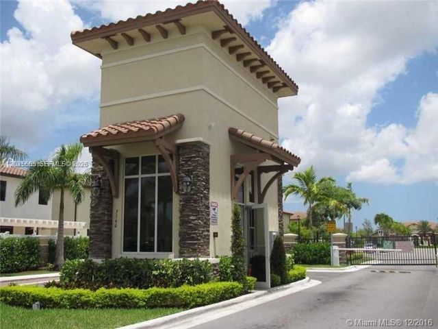 3467 W 89th Ter 0, Hialeah, FL 33018
