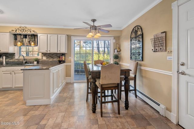 25 Longview Drive, Clifton Park, NY 12065