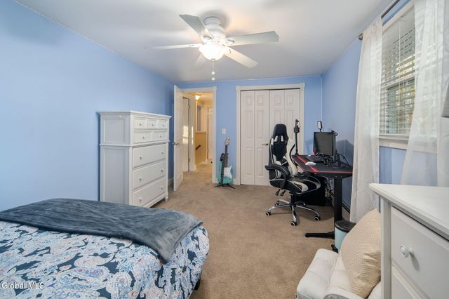 25 Longview Drive, Clifton Park, NY 12065