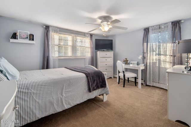 25 Longview Drive, Clifton Park, NY 12065