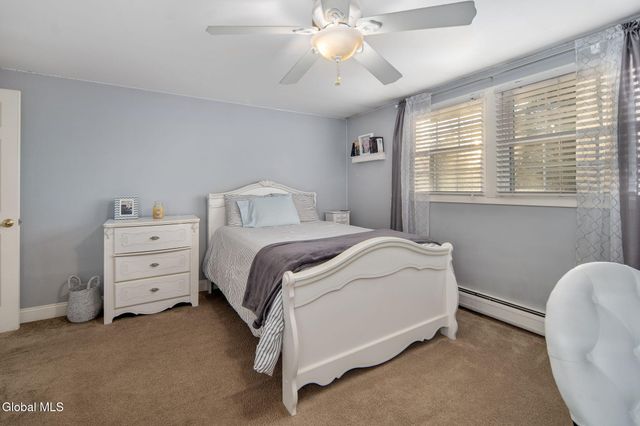 25 Longview Drive, Clifton Park, NY 12065