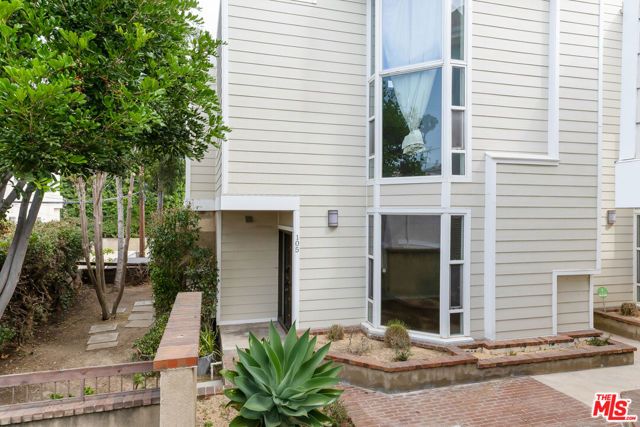 1717 Stoner Avenue 105, Los Angeles, CA 90025