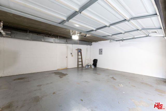 1717 Stoner Avenue 105, Los Angeles, CA 90025