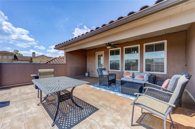 26 W Oaks Drive, Houston, TX 77058