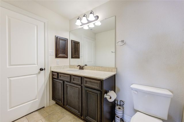 26 W Oaks Drive, Houston, TX 77058