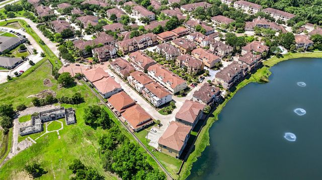 26 W Oaks Drive, Houston, TX 77058
