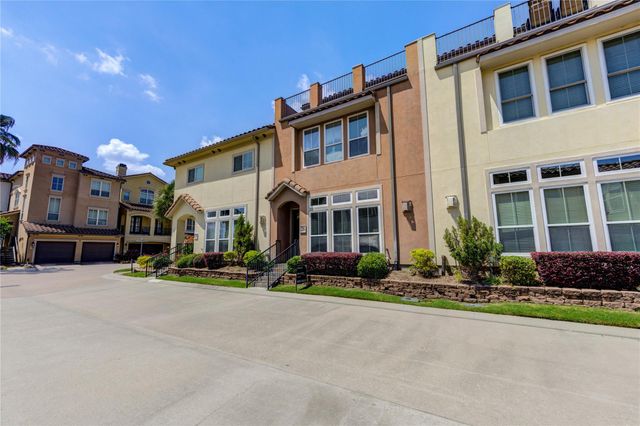 26 W Oaks Drive, Houston, TX 77058