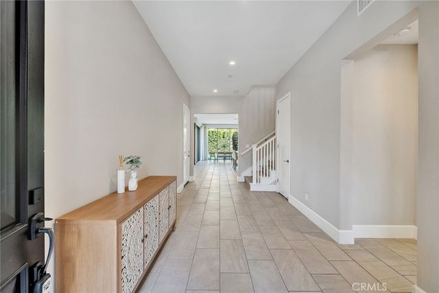 247 Oceano, Irvine, CA 92602