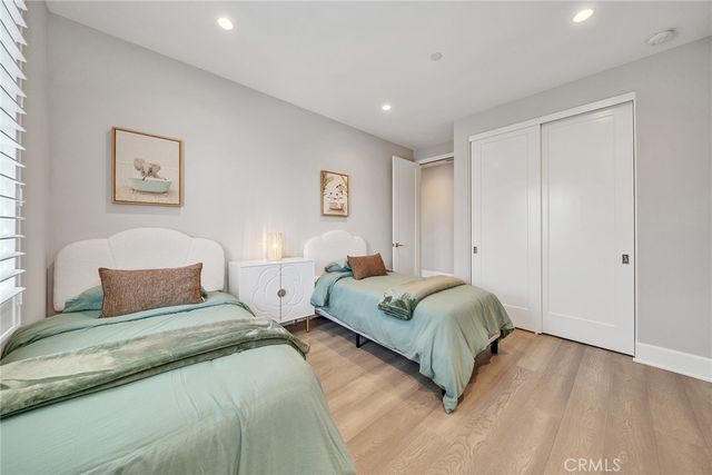 247 Oceano, Irvine, CA 92602