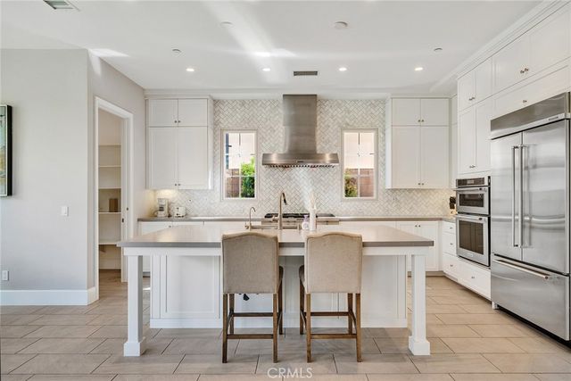 247 Oceano, Irvine, CA 92602